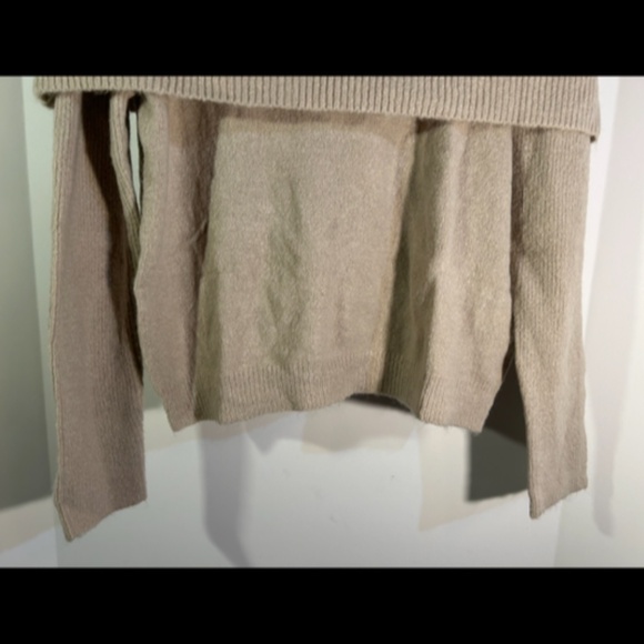 Stitches & Stripes Shireen Ribbed Off Shoulder Pullover Sweater Beige Size S - Picture 4 of 15